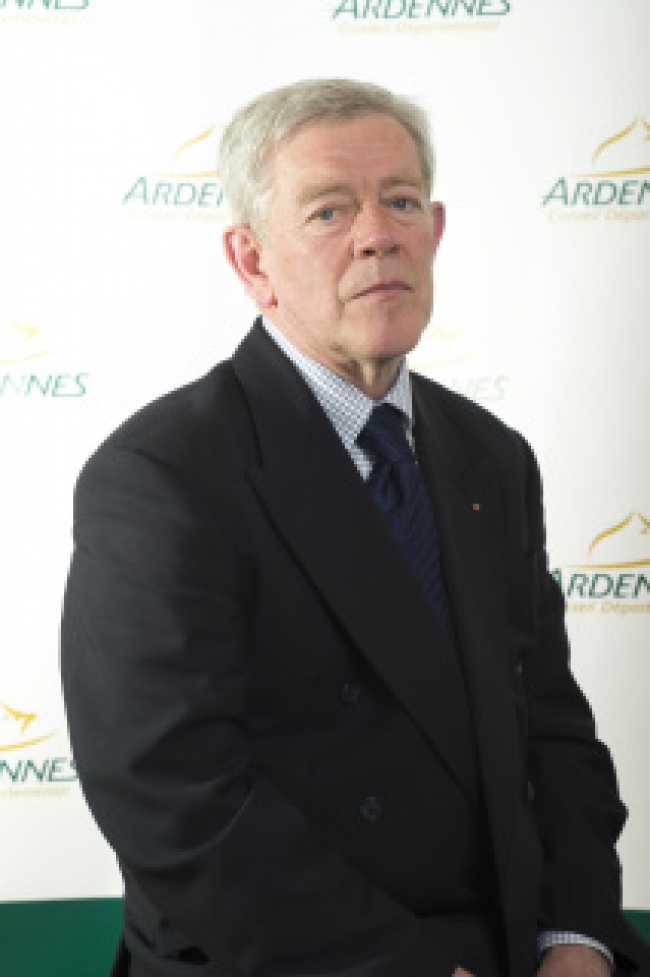 Le président du SDIS 08 Jean Godard hospitalisé à Reims suite à un malaise cardiaque. 