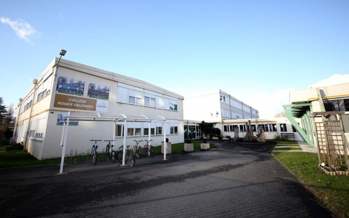 Radio 8 Ardennes Construction du nouveau collège à Charleville , l