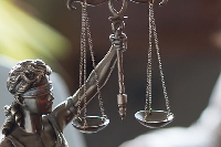Un médecin généraliste Ardennais jugé pour agression sexuelle sur une de ses patientes