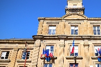 Place Ducale, la mairie fait peau neuve  !