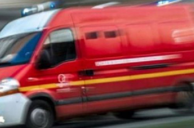 Trois personnes légèrement blessées dans une collision sur l'autoroute