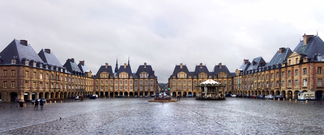 Un hôtel quatre étoiles « Gogaille »  place Ducale à l’horizon 2025 