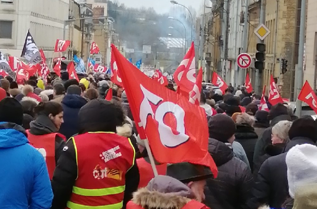 Ardennes : 4500 personnes dans les rues de Charleville selon les syndicats contre la réforme des retraites, mais pas que