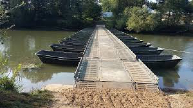 Le 3ème Régiment du Génie partenaire du Cabaret Vert, pour la traficabilité des sols, comme pour l'évacuation d'urgence avec la construction d'un pont