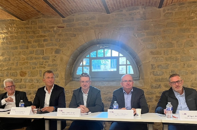 «  Nous sommes dans une crise silencieuse depuis des mois » indique le Président de l’UIMM Ardennes Nicolas Grosdidier. 