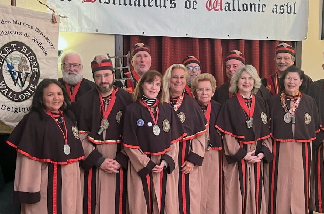 Le Festival des Confréries en Ardenne fête ses 20 ans, ce week-end, à Charleville-Mézières, avec la participation de 34 Confréries Françaises et Belges