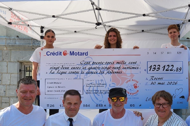 44 300 roses, 133 122 euros et des centaines de motards : L'association Une Rose en Espoir pulvérise tous les records dans les Ardennes